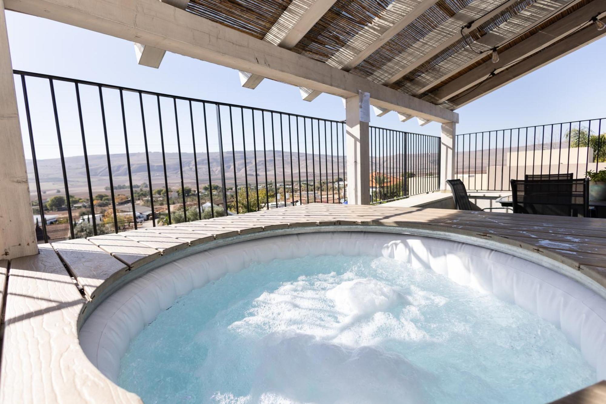 בגג העמק On The Roof Of The Valley Sirguniyah Exterior photo